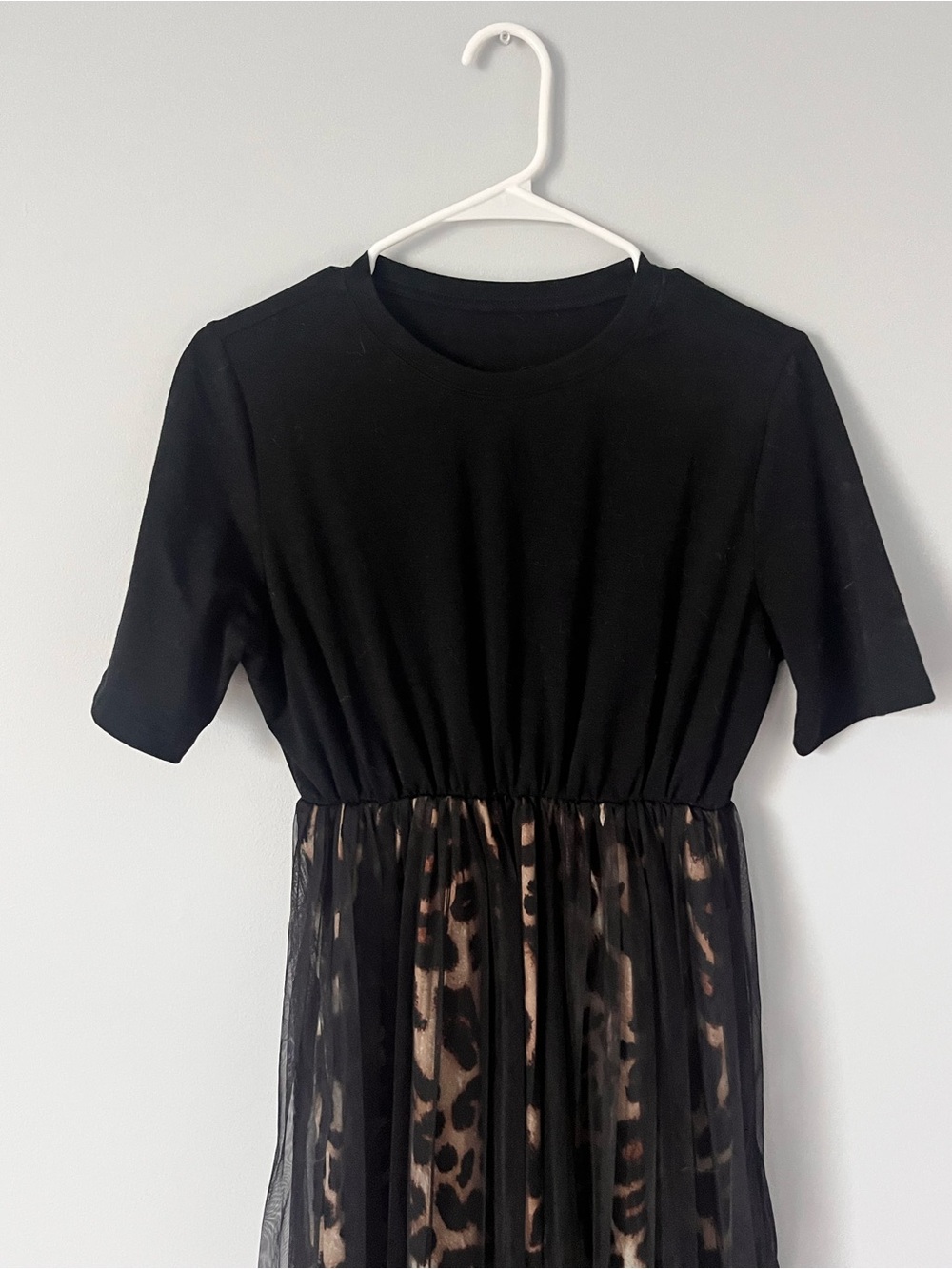 🎉DAZY Black Tulle Overlay Short Sleeve Leopard Print Midi Dress - Picture 9 of 16